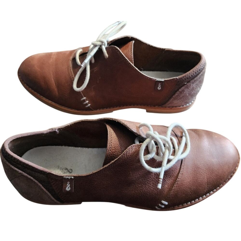 Ahnu Emery Oxford Leather & Suede Preppy Size 8